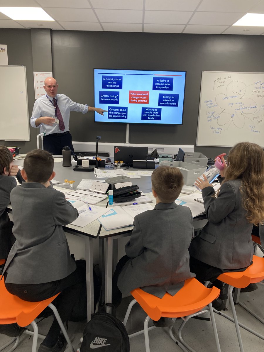 Mrs Routledge tweet media