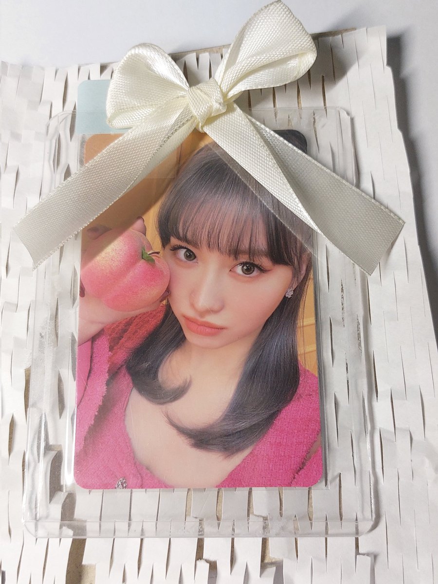 0803_cartz's tweet photo. ♡₊      💌 :  #mails4reese    ↷ ⋯ !
                   감사합니다 !

buying from @luvbluejays_ ! received momo safely today, and super ganda 
niyaaa. one of her best pcs in this era thank you so muchh po btw cute yung packaging hehehe 

[ #fromclawy ] https://t.co/jzLHH2J8VE