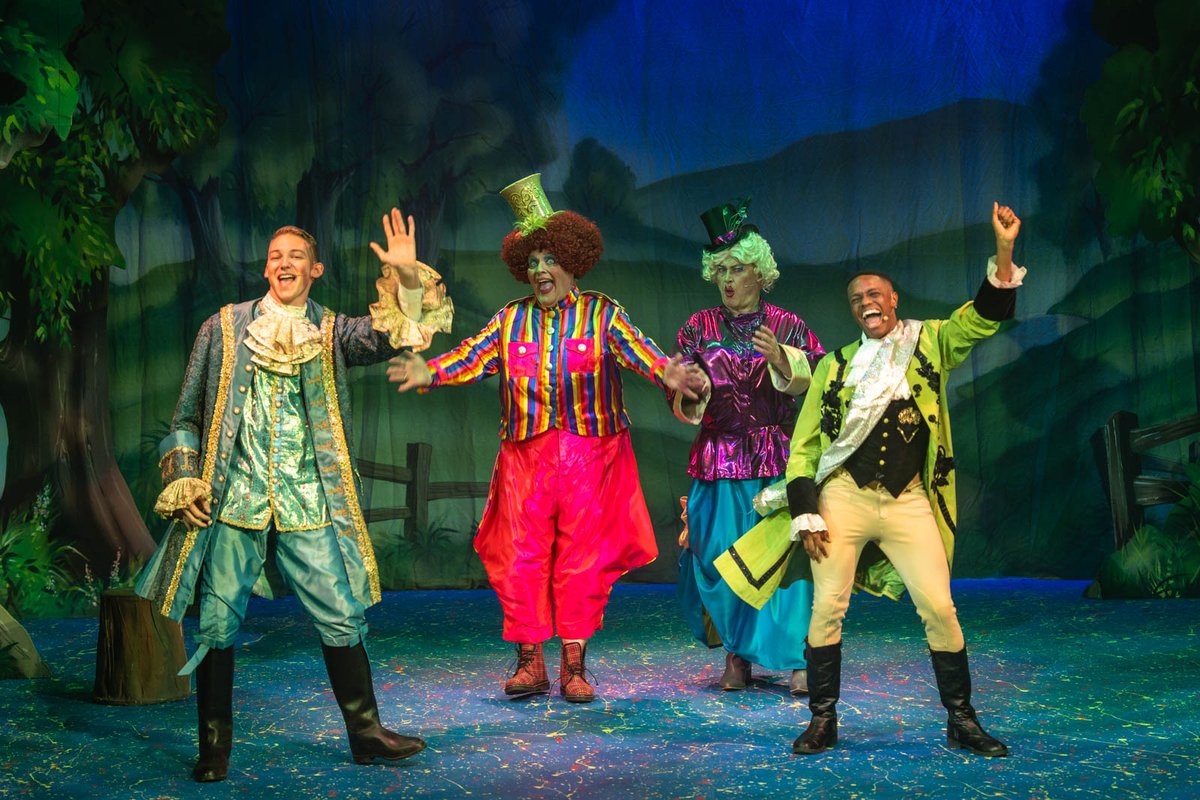 Worcester Theatres (@worcstheatres) on Twitter photo 4 SHOWS DOWN, 58 TO GO!!! 👸🐭🎃
What a FABULOUS start to #Cinderella! The Swan Theatre is buzzing with the panto festivities, and we love it 🥰
Catch a glimpse of all the magical moments we’ve had so far! Thank you <a href="/f8creates/">F8 Creative Agency</a> for these brilliant action shots 📸 4 SHOWS DOWN, 58 TO GO!!! 👸🐭🎃
What a FABULOUS start to #Cinderella! The Swan Theatre is buzzing with the panto festivities, and we love it 🥰
Catch a glimpse of all the magical moments we’ve had so far! Thank you <a href="/f8creates/">F8 Creative Agency</a> for these brilliant action shots 📸
