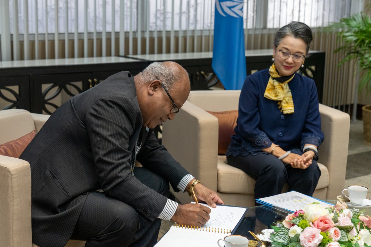 UN_Armida's tweet photo. Welcomed #Fiji Ambassador @amena_yauvoli on his first visit to @UNESCAP and also his gracious agreement to Chair the #EnvCom7 senior officials segment this week. We discussed ways in which Fiji &amp; the #Pacific can strengthen its role in ESCAP &amp; likewise ESCAP in the subregion. https://t.co/vMktEKz6Gf