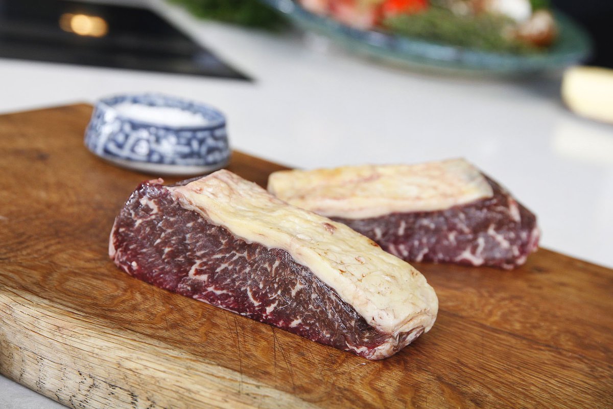 Beef released 🥩

Availability live on website

meatmattersltd.co.uk

Order cut off Midnight Monday 5th December

📸 Aged Dairy Sirlon