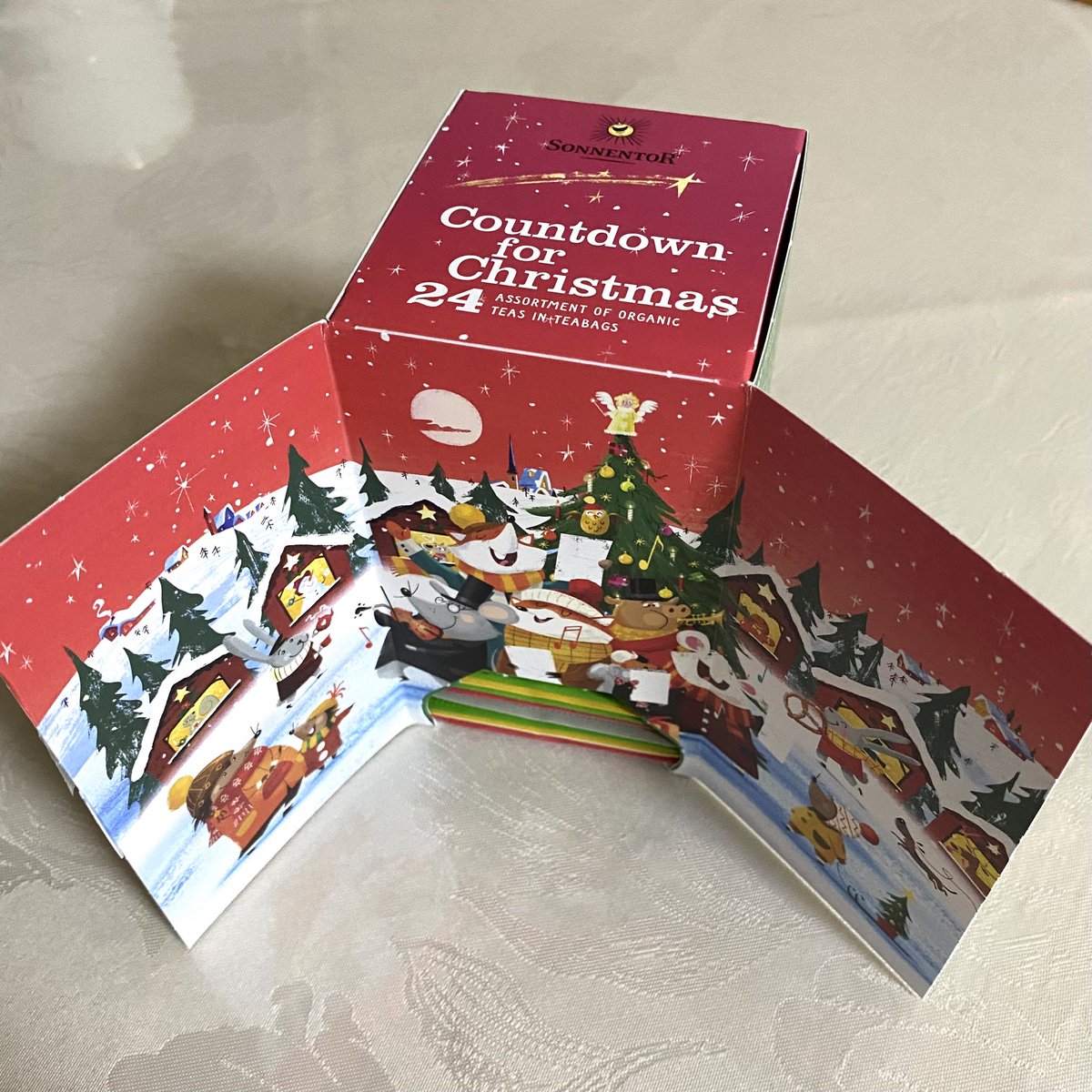 butfirst_tea's tweet photo. 12月1日なので、ゾネントアの「クリスマスカウントダウンのお茶」1袋目を開封☺️
1袋目は、Cheery Herbal Tea��� https://t.co/jVDR8otO00