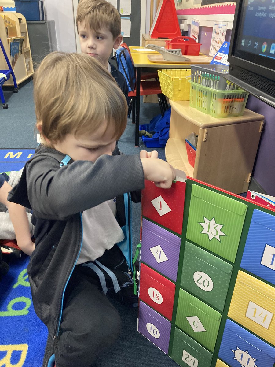 P1W were SO excited to open our special book advent calendar which has many of our favourite characters!  We will each keep a book and add the rest of the books to our class library! #murrayfieldreads