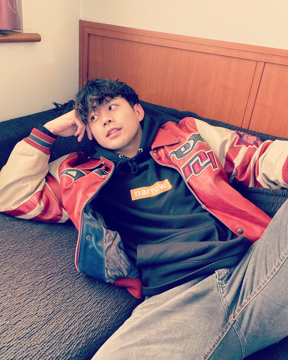 narrow1official's tweet photo. Box Logo パーカー

★性別：unisex
★カラー：Black
★サイズ：S / M / L / XL / 2XL / 3XL 

投稿へいいねやタグ付け、シェア、フォローをしていただけると嬉しいです💫

プロフィールのショップURLから購入いただけます🔥

#ストリートファッション #ストリート https://t.co/uCjxJc0CYn