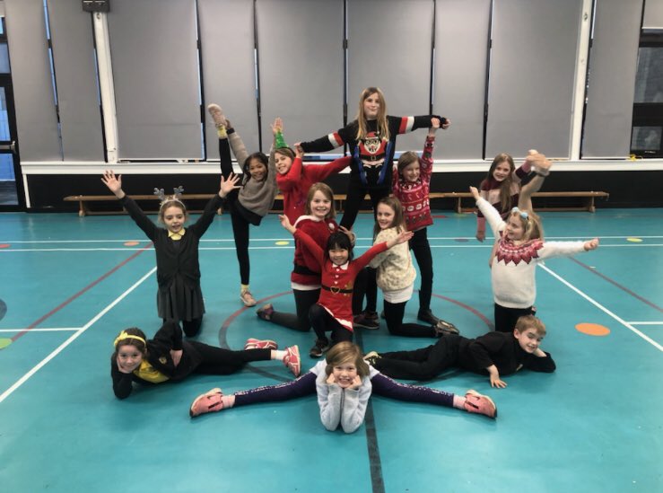 Active Schools Edinburgh (@activeschoolsed) on Twitter photo Great performance and some amazing Christmas jumpers from the P3-4 Dance Club at Trinity PS with <a href="/EdinburghDance1/">EdinburghDance</a> 🌲😁💃🏼 Great performance and some amazing Christmas jumpers from the P3-4 Dance Club at Trinity PS with <a href="/EdinburghDance1/">EdinburghDance</a> 🌲😁💃🏼