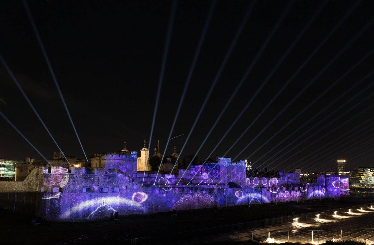 Blue-i theatre tweet media