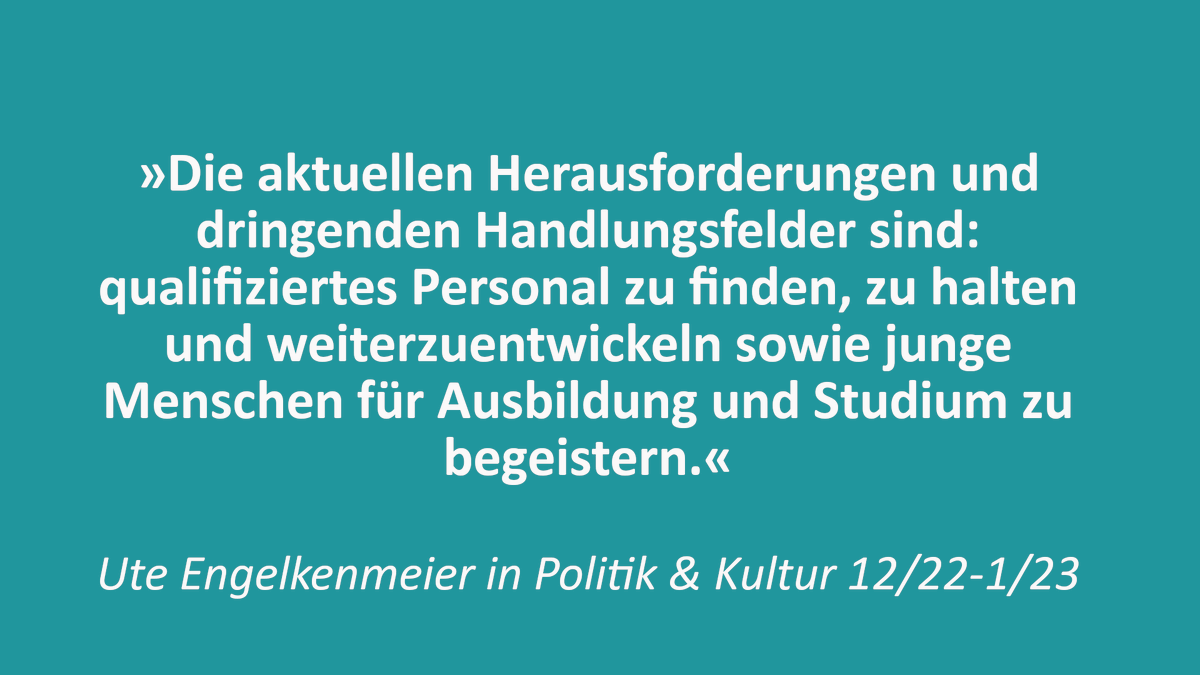 #Fachkräfte fehlen in vielen Branchen und die Situation macht in #Bibliotheken nicht halt. In ihrem Beitrag "Berufsfeld rebooted" berichtet Ute Engelkenmeier <a href="/engelken/">Ute Engelkenmeier</a>, Vorstandsvorsitzende @bib_info, über die aktuelle Situation: politikkultur.de/inland/berufsf… @unibib <a href="/bibverband/">Bibliotheksverband</a>