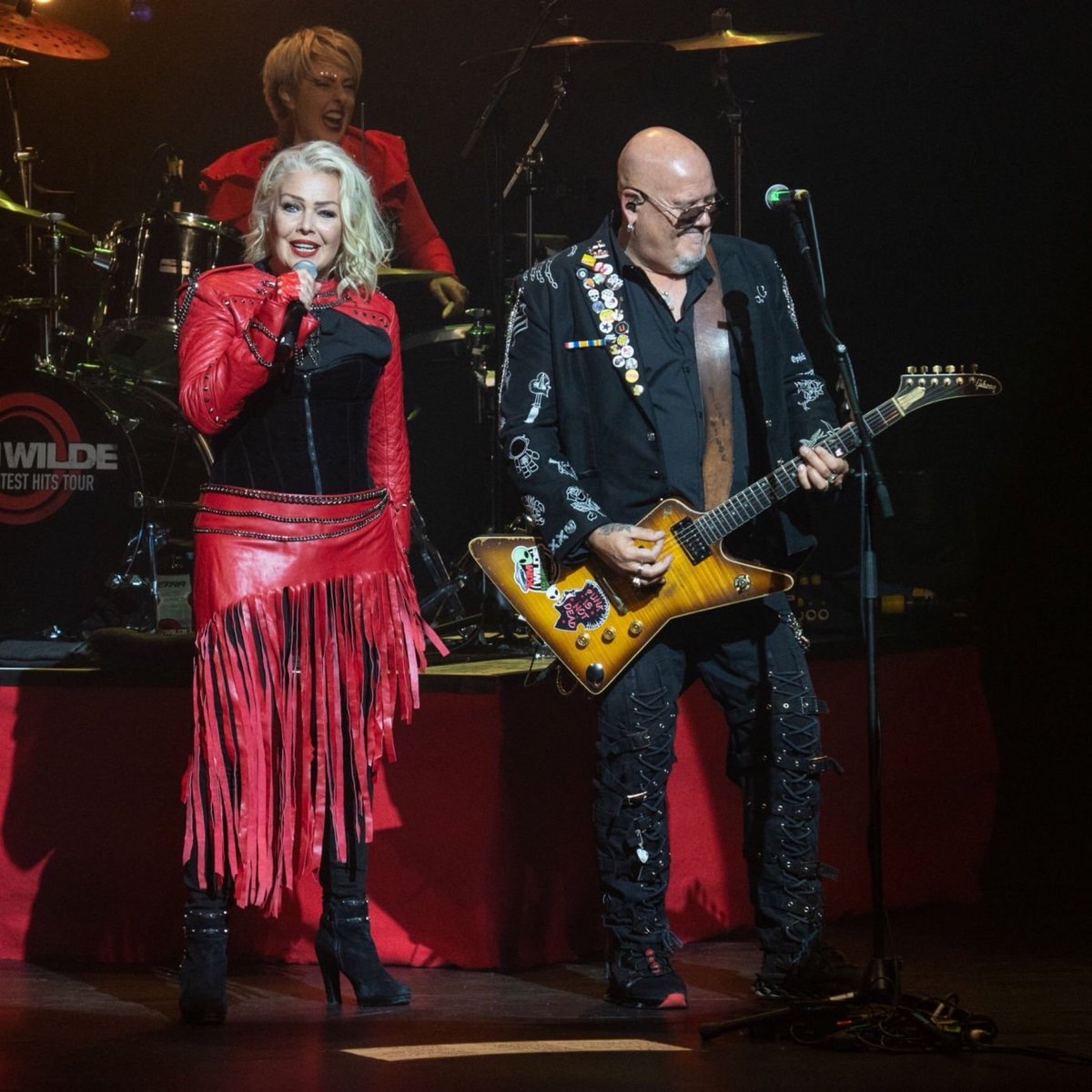 Superlink92's tweet photo. Congratulations to the lovely singer Kim Wilde!! Kim Wilde and the band are doing very amazing on The Greatest Hits Tour. She’s doing good on her songs and that was a very amazing performance. Love you Kim Wilde!!! 😘💖🤘🏾 #KimWilde #RickyWilde #TheGreatestHitsTour #TeamWilde https://t.co/grHlXjTa3M