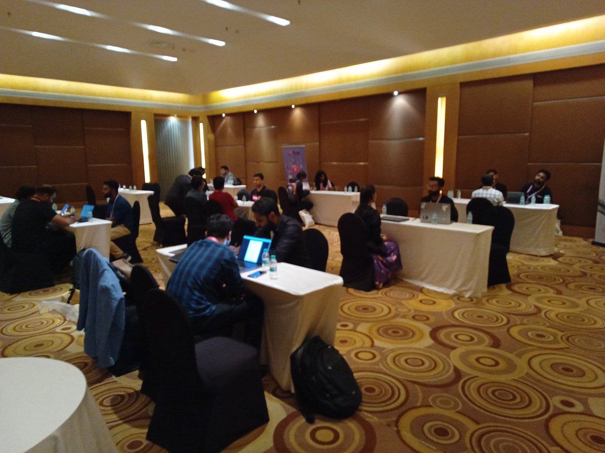 Lucifer0x17's tweet photo. When you are at a web3 event you will get every type of opportunity. #WAGMijobDrops @0xPolygon @WAGMI_Jobs https://t.co/gV9jRhhALC