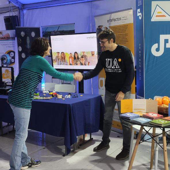 artefactos_org's tweet image. Today we explain how to transfer knowledge to improve the quality of life: #technology, #design &amp;amp; #innovation.
Go go go!
@UA_Universidad @EPSAlicante @alicanteayto #smartcity #diversidadfuncional #transferencia #productosdeapoyo #autonomía #Alicante #forum #empoderar #personas