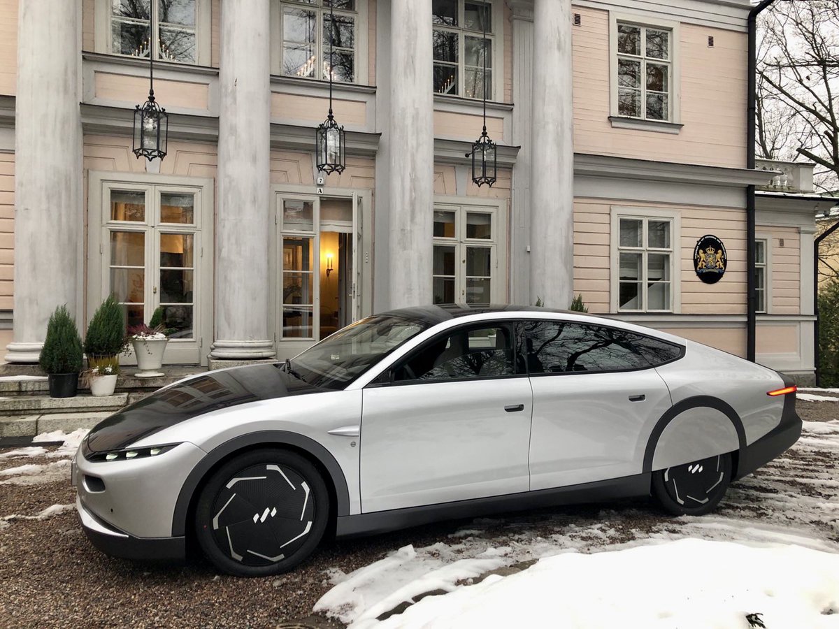 NLinFinland's tweet photo. The Lightyear 0 solar #electric #car is at the Ambassador's residence to celebrate the start of the production @ValmetAutomotiv. With invited guests from e.g. @BusinessFinland @VTTFinland @AaltoUniversity. A true example of what 🇳🇱🇫🇮 cooperation can bring about! 👌🏼 https://t.co/3iyDxWZHV5