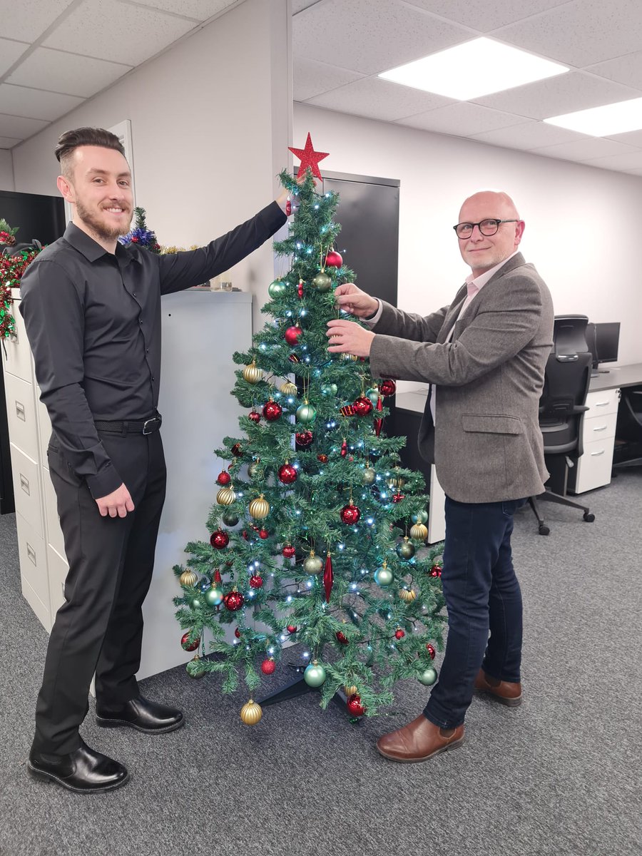 StrandTechLtd's tweet photo. The countdown to the holidays begins!
We're ready for a festive month in our newly refurbished office at Strand HQ in Walsall.

Follow our page for the latest news as we approach the new year.

#christmascountdown #december #festivevibes #festivefun #christmastime #xmas2022 https://t.co/UF0TbI5dwx