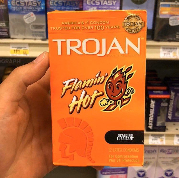 JhonnyWhite69's tweet photo. my latina gf bouta have the time of her life https://t.co/sl1tYW1jmq