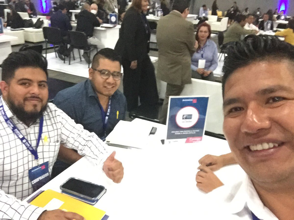 CervezaJeronimo's tweet photo. Ampliando horizontes - #realInn #hoteleshotsson- #grupoplaza #businessforum #casajeronimo #casaazulai🍺‼️ #businessforum en Tec de Monterrey #CampusPuebla 🙋🏻♂️ #puebla #negocios #cervezartesanal_jeronimo https://t.co/2SfQMlQRZC