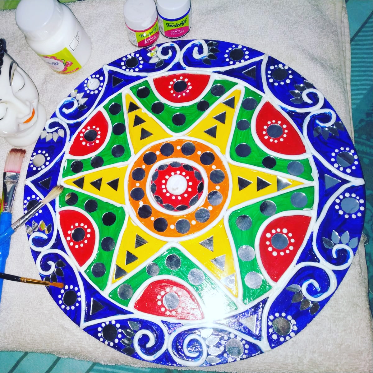 charu20chauhan's tweet photo. 1st December,2022
#art #artist #coloufull #mudwork #clayart #mirror #mandala #lippan #artoftheday #like #likeit #follow https://t.co/OHApsPEf24