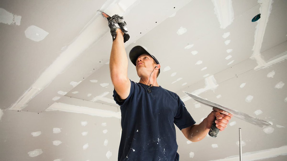 MIPureRE's tweet photo. Equipped with these tools, you'll be ready to work on drywall projects. #doityourself #hometips  https://t.co/1s4gMbhTSQ https://t.co/t0CD71HXP4