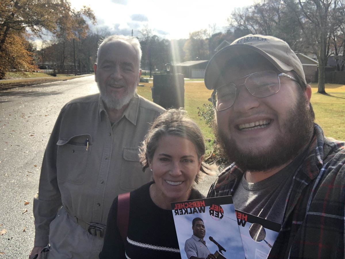 Volunteers are 🔥FIRED UP🔥 all across NW Georgia to get out the vote for the next US Senator from the great state of Georgia!! There is no greater civic duty in our great nation than casting your ballot and making your voice heard! Go Vote!! 🇺🇸🐘#LeadRight #GeorgiaOnTheLine #GA