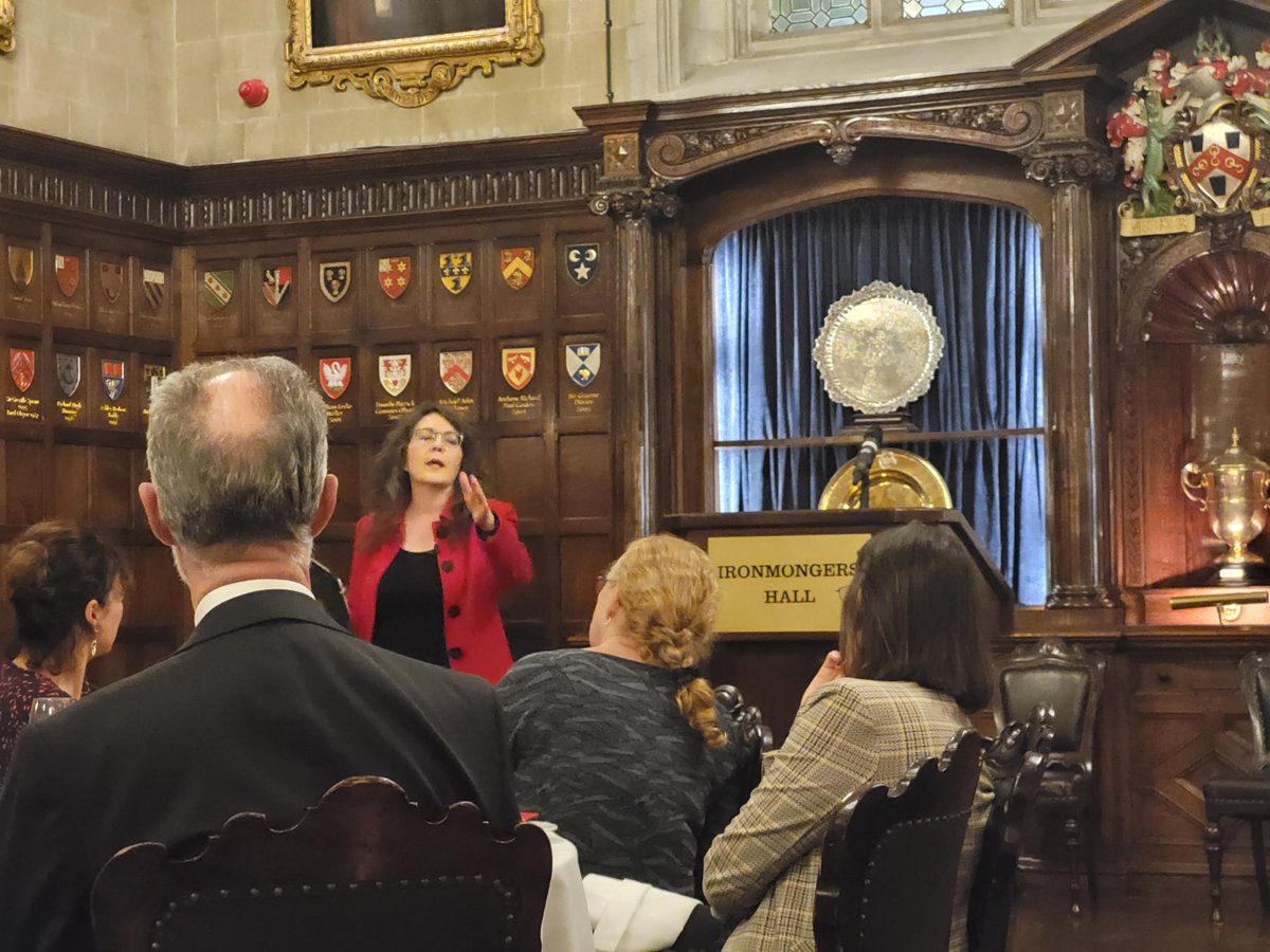 Great networking evening this week with ⁦<a href="/erpuk_info/">ERP</a>⁩ as guest of ⁦<a href="/psmonks/">Paul Monks</a>⁩, ⁦@beisgovuk⁩ CSA &amp; ⁦<a href="/ArupAlanThomson/">Alan Thomson</a>⁩. Helpful message from ⁦<a href="/KateBellingham/">Kate Bellingham</a>⁩ on developing women in STEM…&amp; stoked some Tomorrow’s World nostalgia. Photo courtesy of ERP.