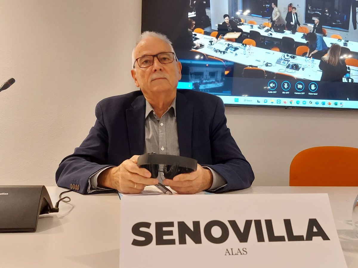 ALAS_alianza's tweet photo. El presidente de @ALAS_alianza, Juan Antonio Senovilla, destaca en el #Praesidium del @COPACOGECA el ejemplo pionero en Europa de unión de los productores para garantizar su #sostenibilidad #ALASBruselas @AsajaNacional @UPA_Federal @CoopsAgroES @La_COAG @AEACSV @FruitvegEUROPE https://t.co/yvOV7U70hO