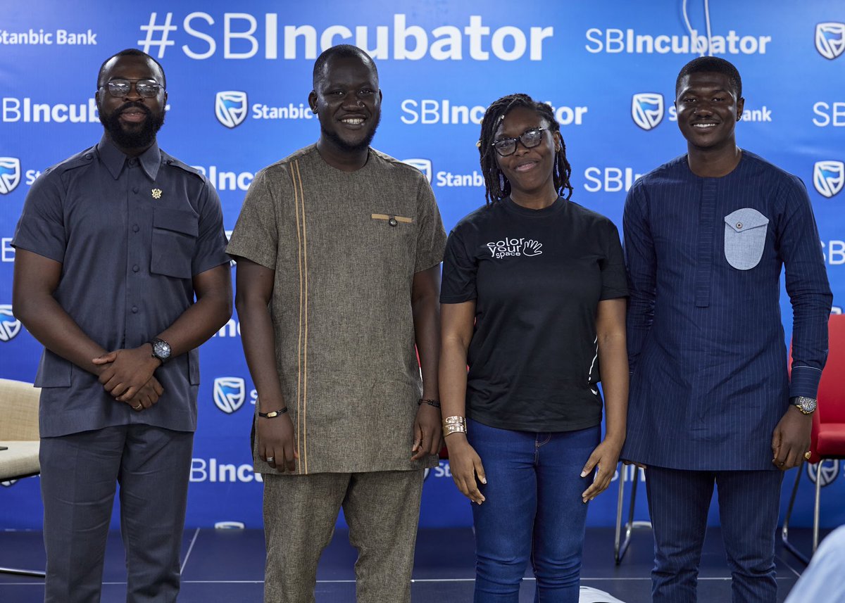 📸 Session Two (2️⃣)

▶️ Shaping Entrepreneurship through Financial Literacy and the AfCFTA

Moderated by <a href="/Eli_TheRhema/">Alfred Dei</a> 

Panelists
<a href="/DesmondBredu/">Desmond Bredu</a>, Ms Frances Tese Uhomoibhi, <a href="/thejosephmireku/">Ripe Chance Woods</a>

#colored22