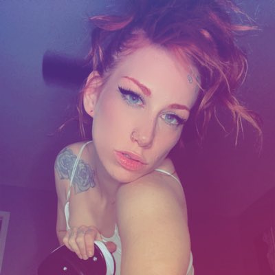 HandfullofHoney's tweet photo. #NewProfilePic #modelhot #Excusememommy #imsorrymommy #sadgirls #sadgirlhour #sadgirlslovemoney #poleprincess #poleballerina #bosswomanbossmoves #sexworkisrealwork #spottedyouadime https://t.co/yjtmR9yD7g