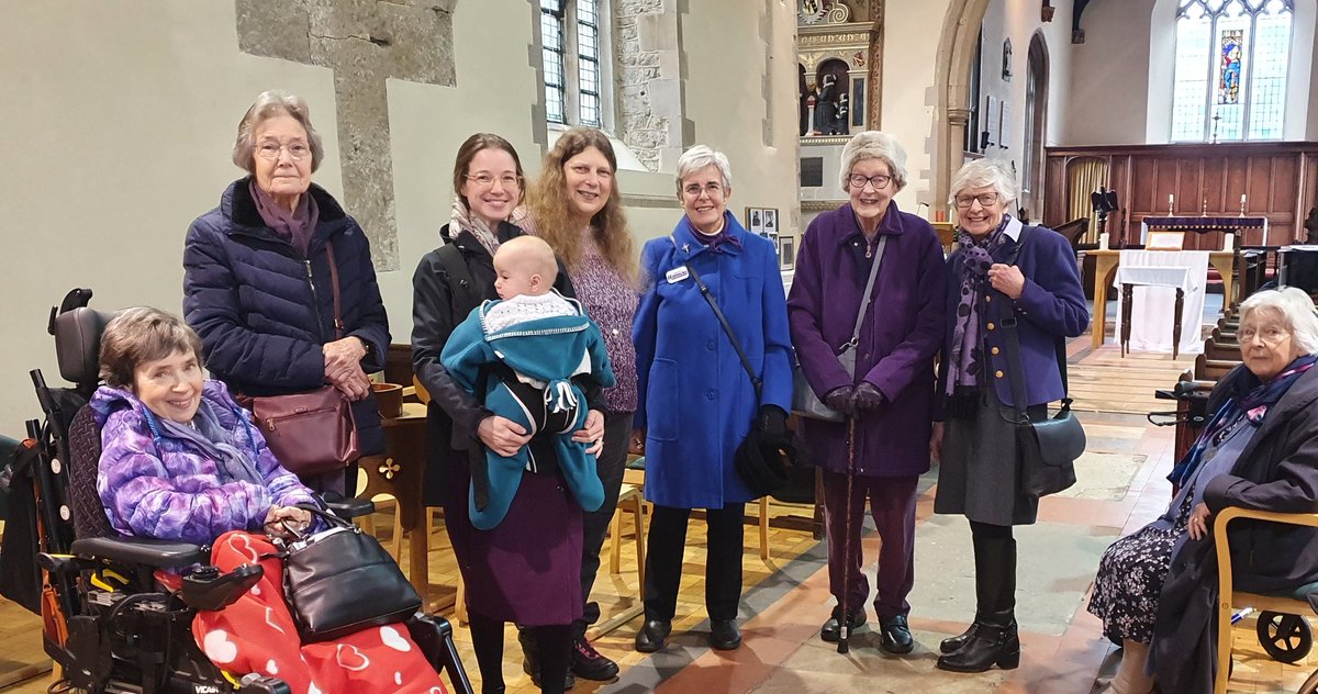 _RobynB's tweet image. Such an honour to join my local @MothersUnion group today for a powerful service to mark #16DaysOfActivismAgainstGBV and call for #nomore1in3 #EVAW