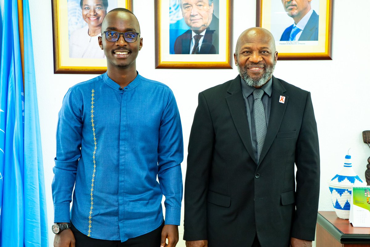 Bohokapp's tweet photo. We thank  @Kwabena_AN Country Representative of @UNFPARwanda for welcoming our MD @gentilrafiki in his office this afternoon to talk more about our project. Had a great talk with full of advices and guidance to the way forward. #Grateful #MentalHealthAwareness 
@osopox @Imbuto https://t.co/rZJ8AlPhXR