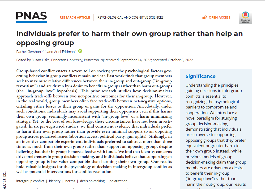 Hurt us if you have to; just don’t help them!!

New study finds “that individuals prefer to harm their own group rather than provide even minimal support to an opposing group across polarized issues (abortion access, political party, gun rights).”

🔓 doi.org/10.1073/pnas.2…