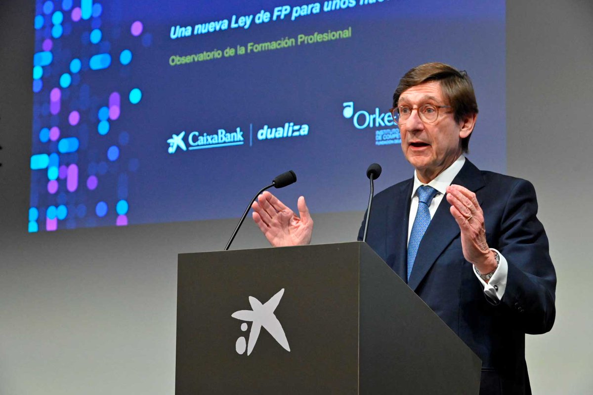 caixabank's tweet photo. José Ignacio Goirigolzarri, presidente de CaixaBank, destaca que formación es sinónimo de empleabilidad y, por tanto, de empleo, el principal factor de cohesión social. #InformeAnualFP de @CABK_Dualiza https://t.co/xErSZX2NGa