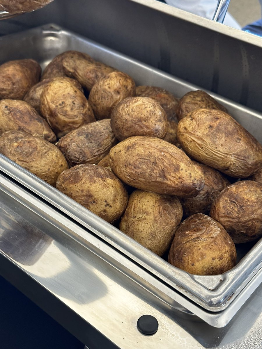 MotorCityCCU's tweet photo. We’re at @StClairCollege Centre for the Arts for In Honour of the Ones We Love’s Potato Fest. On from 11-2. Come join us! #PotatoFest https://t.co/kpTU7P1moz