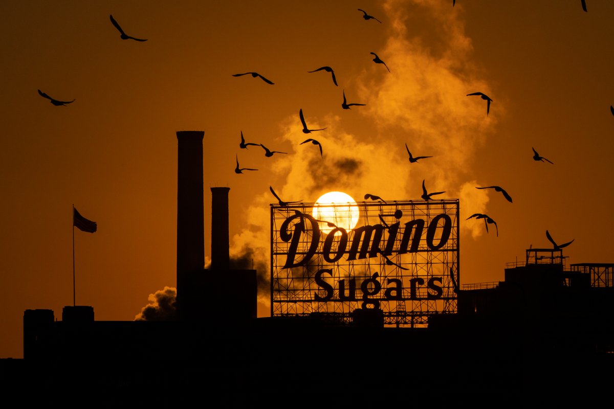 I submitted a photo in a Baltimore photo contest and voting starts today! Head over and check out my entry (#9) and the others! Voting ends 12/31/22.
explorebaltimore.org/page/pick-our-…