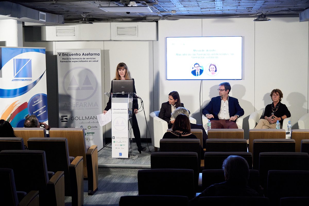 Asefarma's tweet photo. ¿Cómo ha cambiado el perfil del consumidor?, ¿cómo evoluciona el sector? Ayer celebramos el #VEncuentroAsefarma:  https://t.co/782MJ8eZLN

#GOLLMANN
@microcaya 
@LudaPartners 
#Alphega
@CinfaSalud 
#Fulcri
@SISFARMA_ES 
#InfluencerMarketingLab https://t.co/06NbHiMKYV