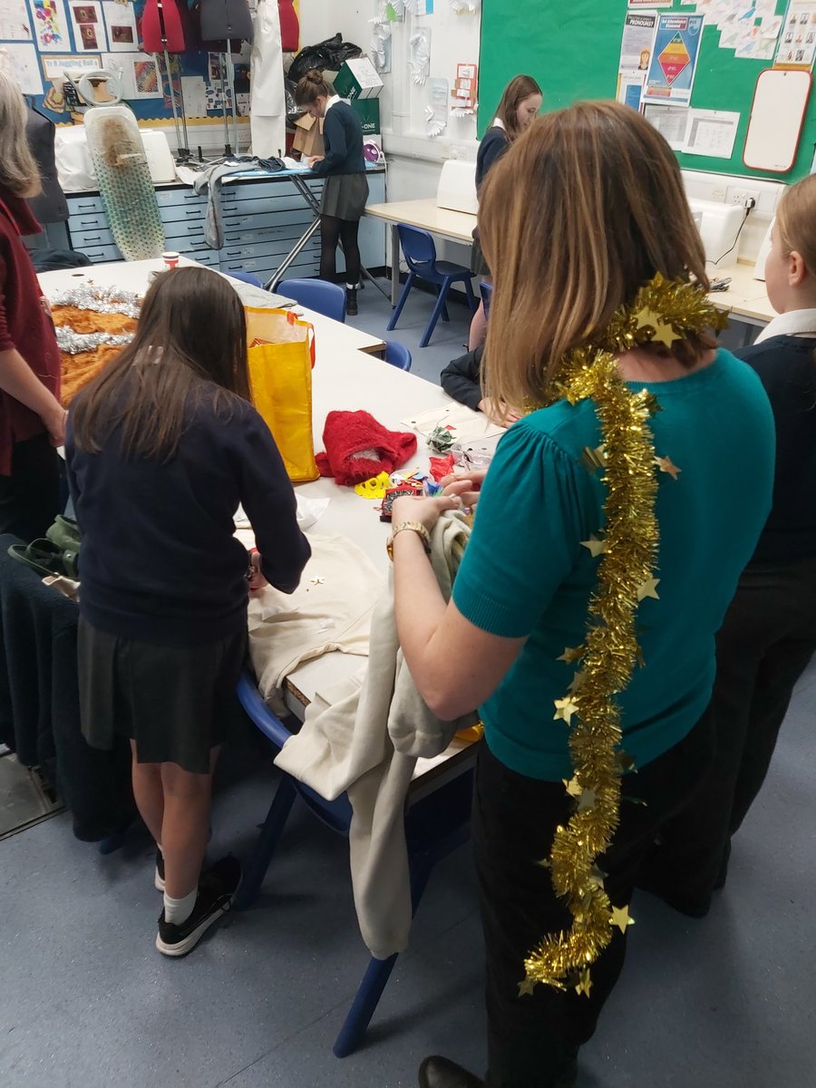 RGS_News's tweet photo. Our textiles repair shop had a festive feel this evening! https://t.co/eGzsP5ilEv