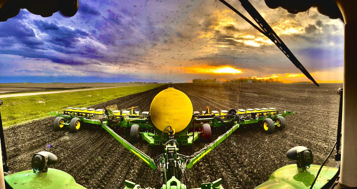 connerjensen's tweet photo. #SweetYear22 @CrystalSugarCo https://t.co/Fz5Ol1gw3Z