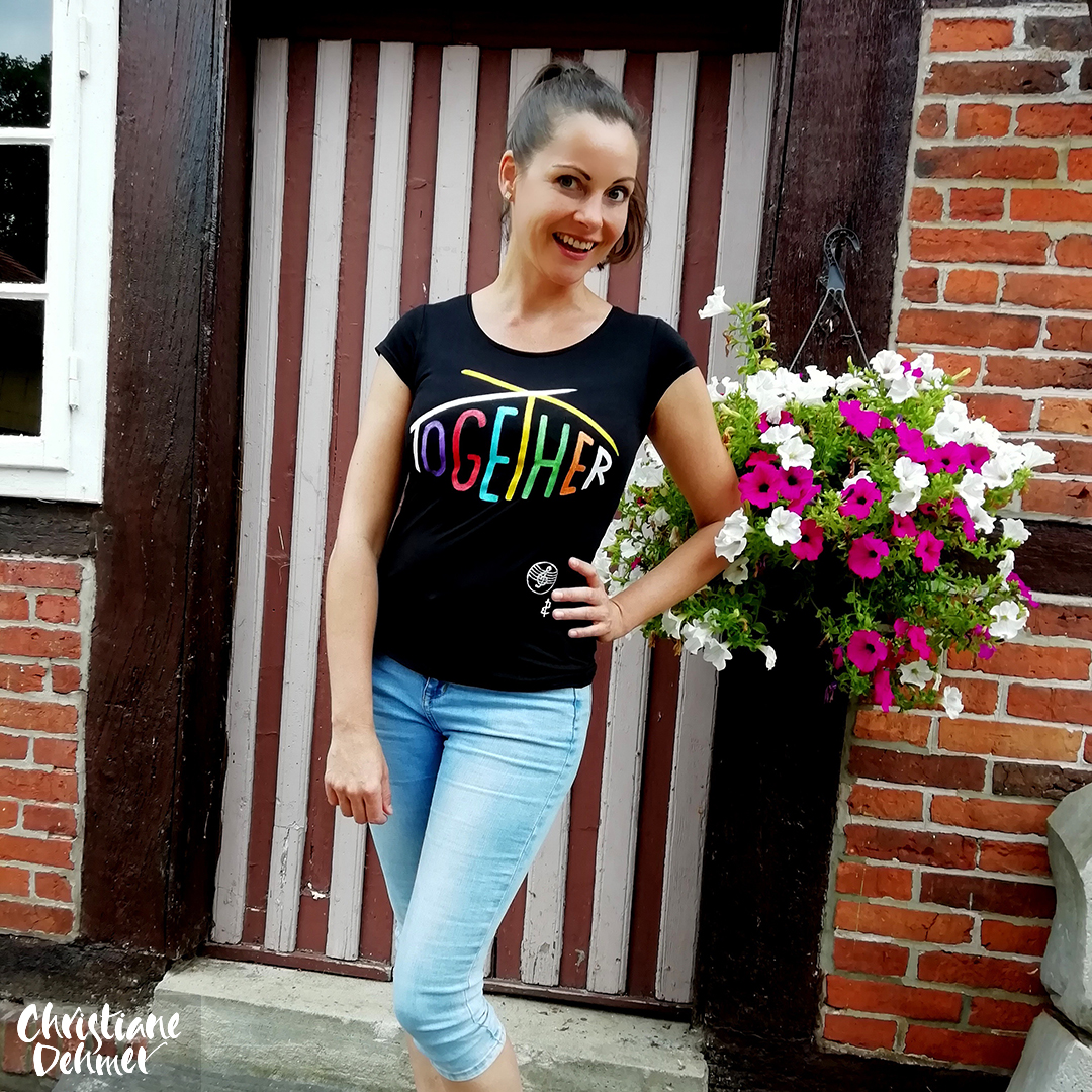 Christiane__De's tweet photo. I’m so curios: Wich one of the 6 #songs from my EP #TOGETHER do you like the most?
Just write it in the comments. Thanks 😊🎶
Here are the songs: https://t.co/aPTE4cziIm
#EP_Together #TogetherWeAreStronger https://t.co/8EHSS2PJJp