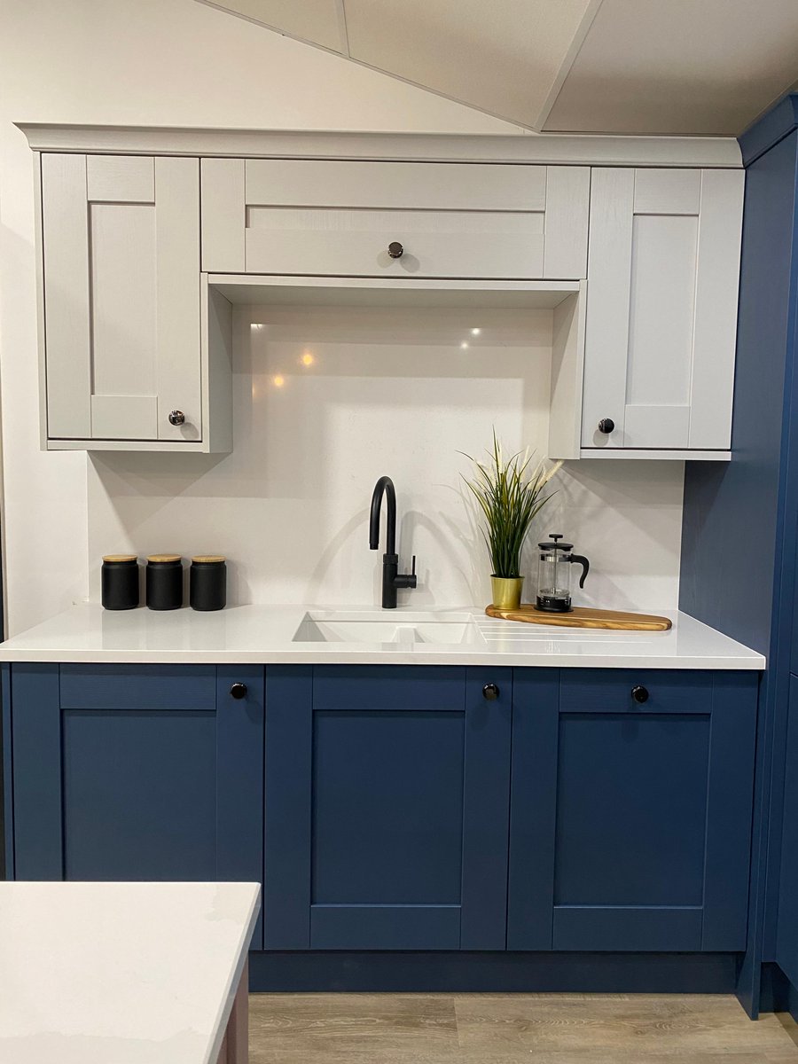 MarkovitzLtd's tweet photo. ✨ We’re delighted that the new Markovitz Kitchen &amp; Bathroom Showroom is now open.

📍 Visit Markovitz Kitchen &amp; Bathroom Showroom, Sheffield Road, Chesterfield, Derbyshire, S41 9ED.

📞For more information, please call 01246 450922. https://t.co/EwCZ031Otn