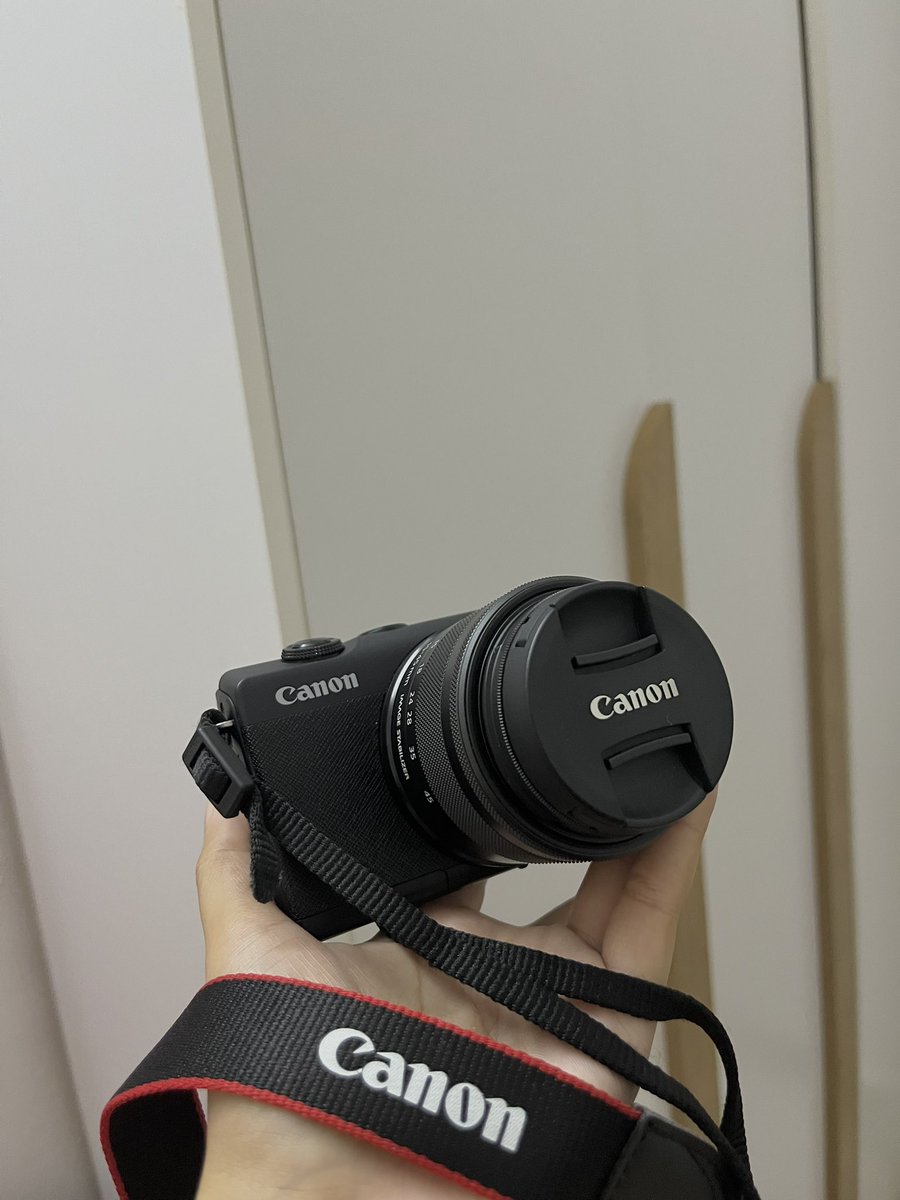 zalyazahari's tweet photo. 5 Sebab kenapa korang kena beli Canon M200 ni as your first camera 

~~~ https://t.co/HHnCFP9Cyk