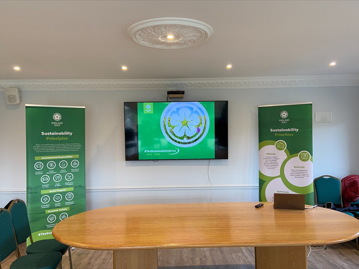 EnglandGolf's tweet photo. 🌳 Our sustainability team have been out and about in Devon &amp; Cornwall delivering educational workshops at @TruroGolfClub &amp; @TivertonGC.

A great few days learning about #TheSustainabilityDrive and how clubs can incorporate this into their operations.

🇺🇦 #EGStandswithUkraine 🇺🇦 https://t.co/Vv6mIclxso