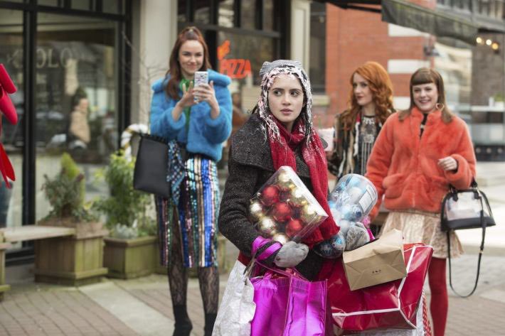 《신데렐라의 크리스마스》 ⭐️⭐️⭐️ 줄거리는 신데렐라 그대로라 특별할 거 없고 유치뽕짝 쿠소영화지만 나 이런 거 좋아하네..ㅋㅋㅋ 원앳탐...