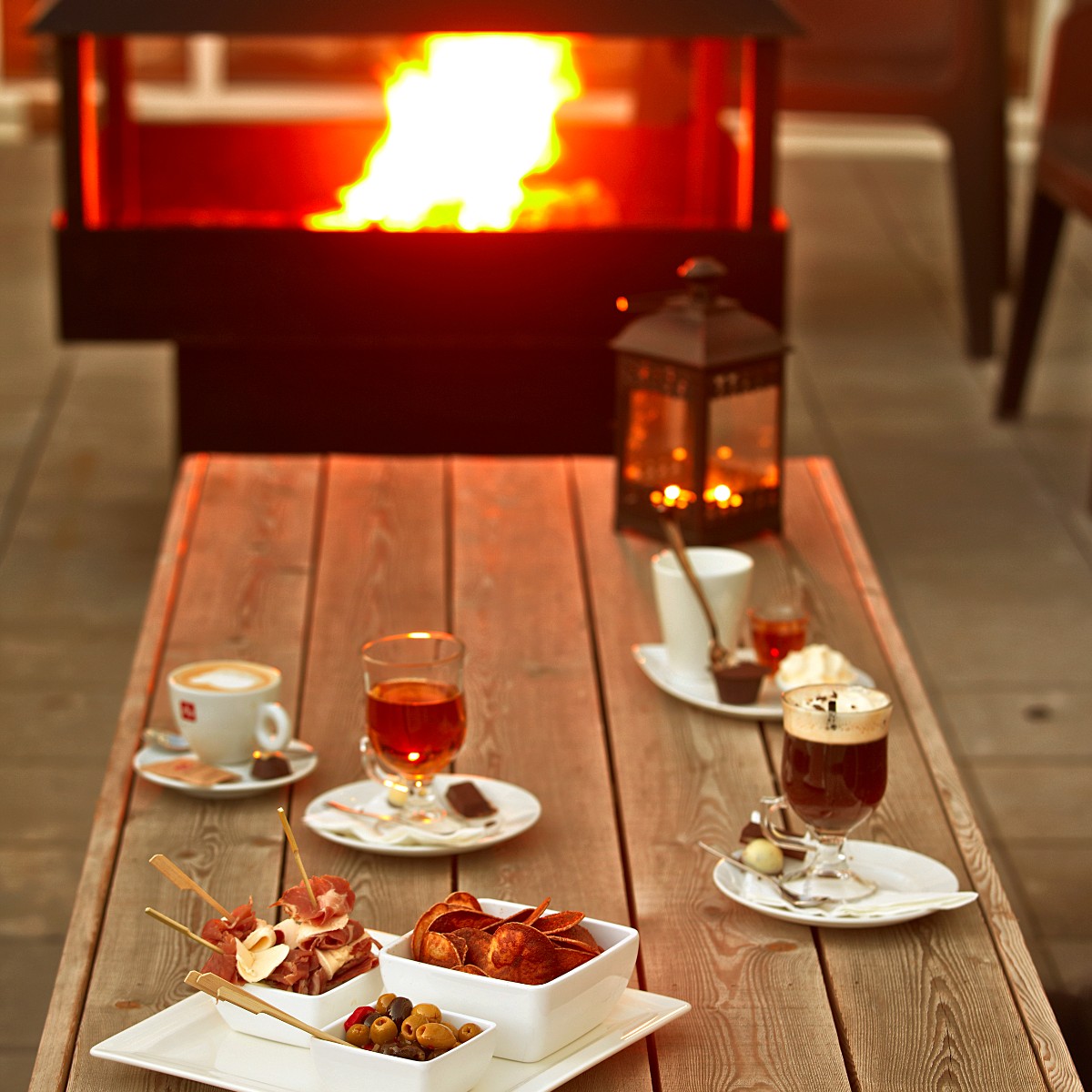 Not only do Icelanders celebrate the anniversary of Independence on the 1st of December, but they also celebrate it finally being appropriate to do Christmas things - like sitting down with a Hot Toddy by a cozy fire at our Akureyri Hotel 🌲