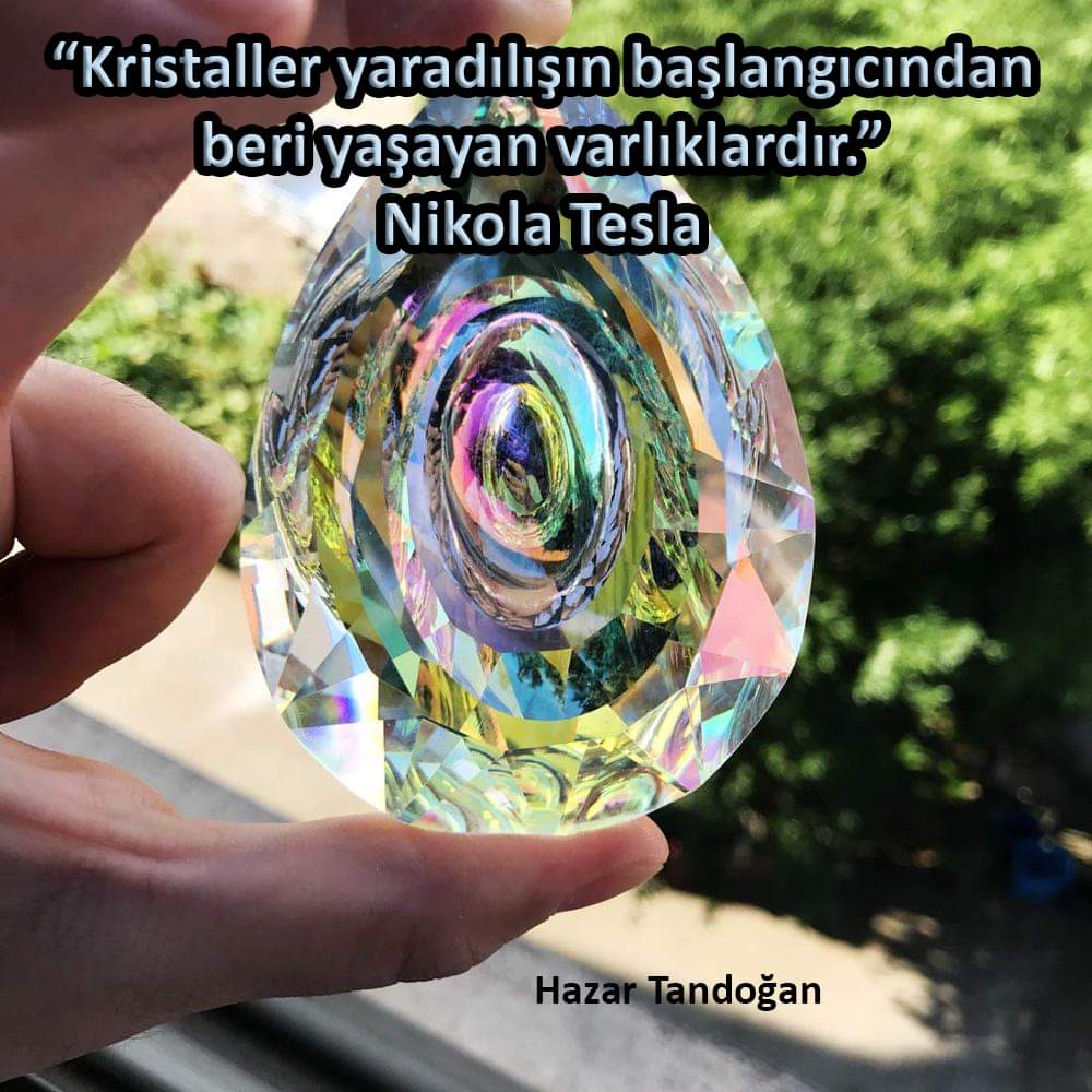 "Crystals are living beings at the beginning of creation." Nikola Tesla

#farkındalık #kolektifbilinç #uyanış #hazartandogan #hazartandoğan #farkındalık  #genesiskozmikifşaat #körtanrılarküreselasimilasyon #varoluş #insan #rezonans #titreşim #frekans  #matematik #doğa #kuantum