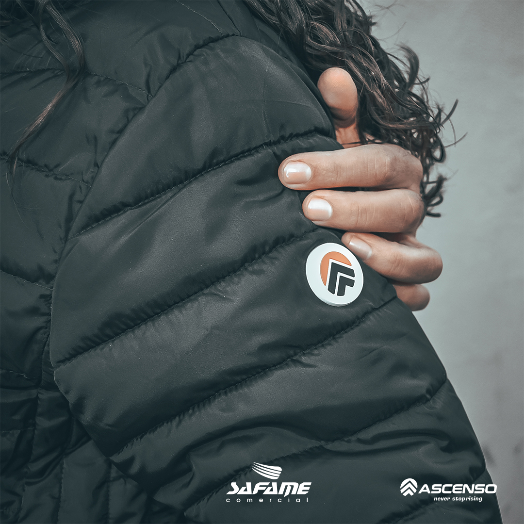 SafameComercial's tweet photo. Este invierno no pasarás frío con Ascenso ☃️ ¿A que te gusta este abrigo?

Pues lo regalamos desde YA 🏃corre a por él

#safame #ascenso #ascensotires #neumaticos #agricola #agriculture #tires #agr https://t.co/6UC60eFWFG