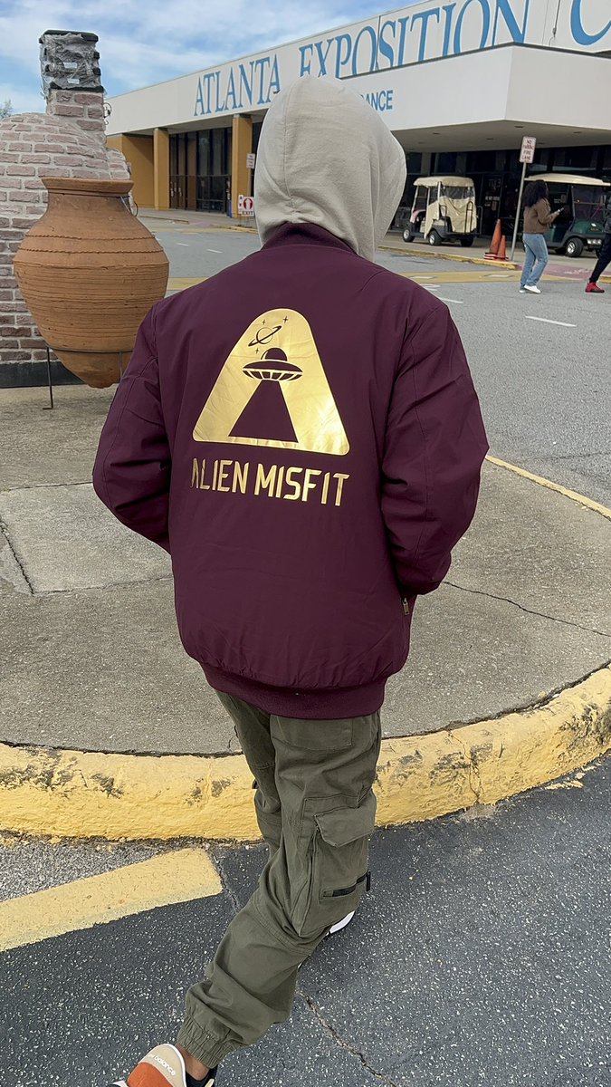 thealienmisfit's tweet photo. Had to pull up to the @ATLSWM event. I’m sure the spring and summer events will be 🔥 https://t.co/3Nv7Pxt2Z9