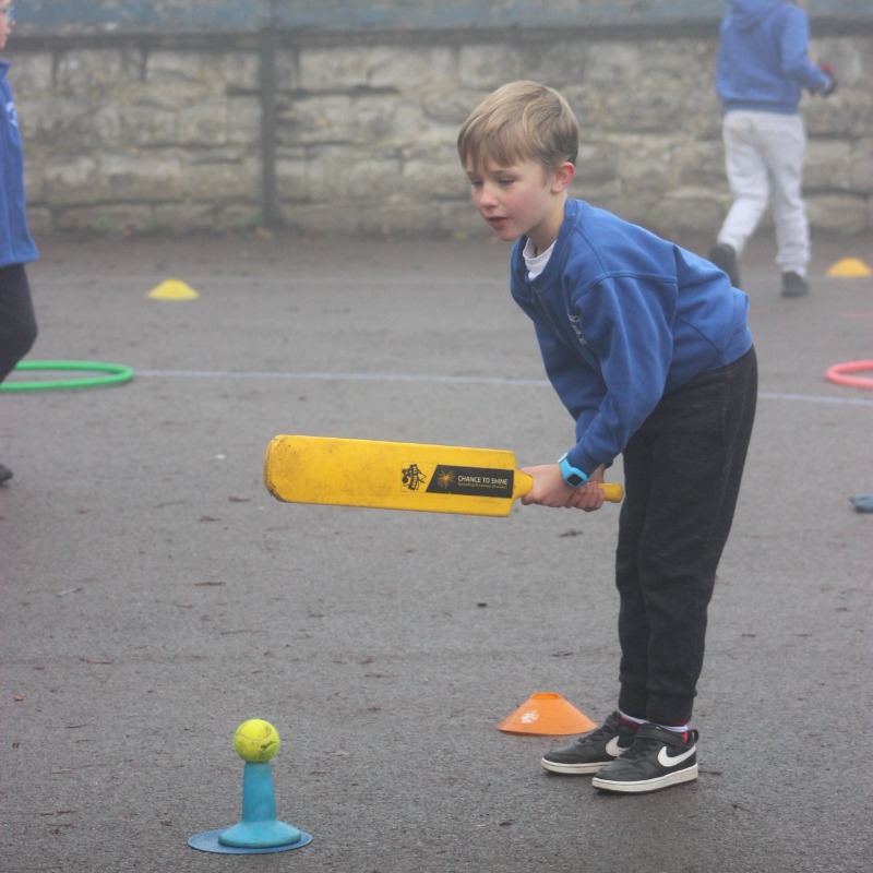 SomCricketFDN's tweet photo. 🏫 @ThurlbearSchool young leaders did a great job at running a festival for the Year 2 &amp; 3 today!

🏏 Great work to South West Community Coach @TB_Coaching8 who has been supporting the Young Leaders and delivering in @ThurlbearSchool this term!

@Chance2Shine