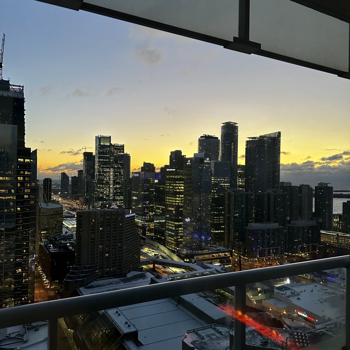 TwylaVerhelst's tweet photo. Here we go Toronto… Day 2 at @AccountexCanada! Join me at 10:30 today as I share my ideas on how to Create Extraordinary Client Experiences.🎁
Or stop by the @freshbooks booth and take a photo! 📸 https://t.co/CylqdSSdEv