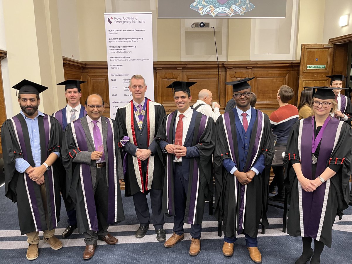 School of Emergency Medicine 💙 (@heeoesem) on Twitter photo RCEM diploma ceremony, PM 30/11/22 RCEM diploma ceremony, PM 30/11/22