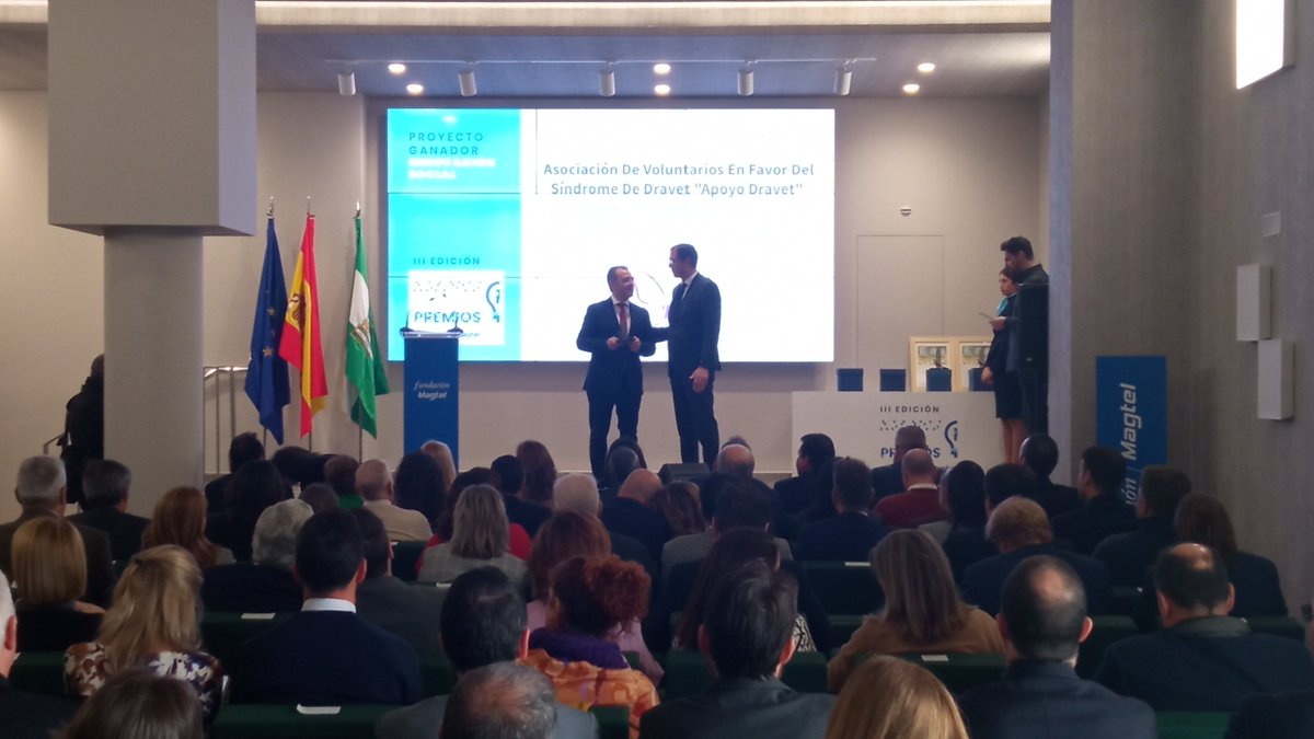 FundacionMagtel's tweet photo. Y, en primer lugar, la entidad premiada en la categoría de Innovación Social es para...@apoyodravet 
#IIIPremiosFundaciónMagtel https://t.co/umKALUqIEw