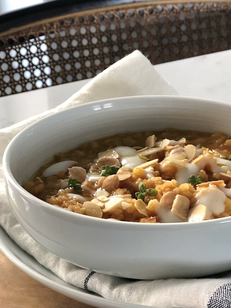 ZUPPA VEGAN DI LENTICCHIE ROSSE CON LATTE DI COCCO E MANDORLE

Le lenticchie sono ricche di sostanze nutritive importanti per la nostra salute, sarà questo che sono diventate il simbolo della fortuna in tavola?

La ricetta è qui —> bit.ly/3h7NqjE
#chiediloalladani