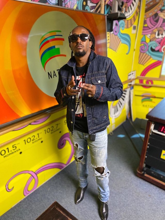 NationFmKE's tweet photo. Haiya, December is here, that was soon. First December Afternoon, lets do it together on #NationFmDrive with @antoneosoul
Where are you tuned in from?
Stream Live
https://t.co/9KZ2LcuaEU
#GrooveThursday https://t.co/NdTNOBXmWu