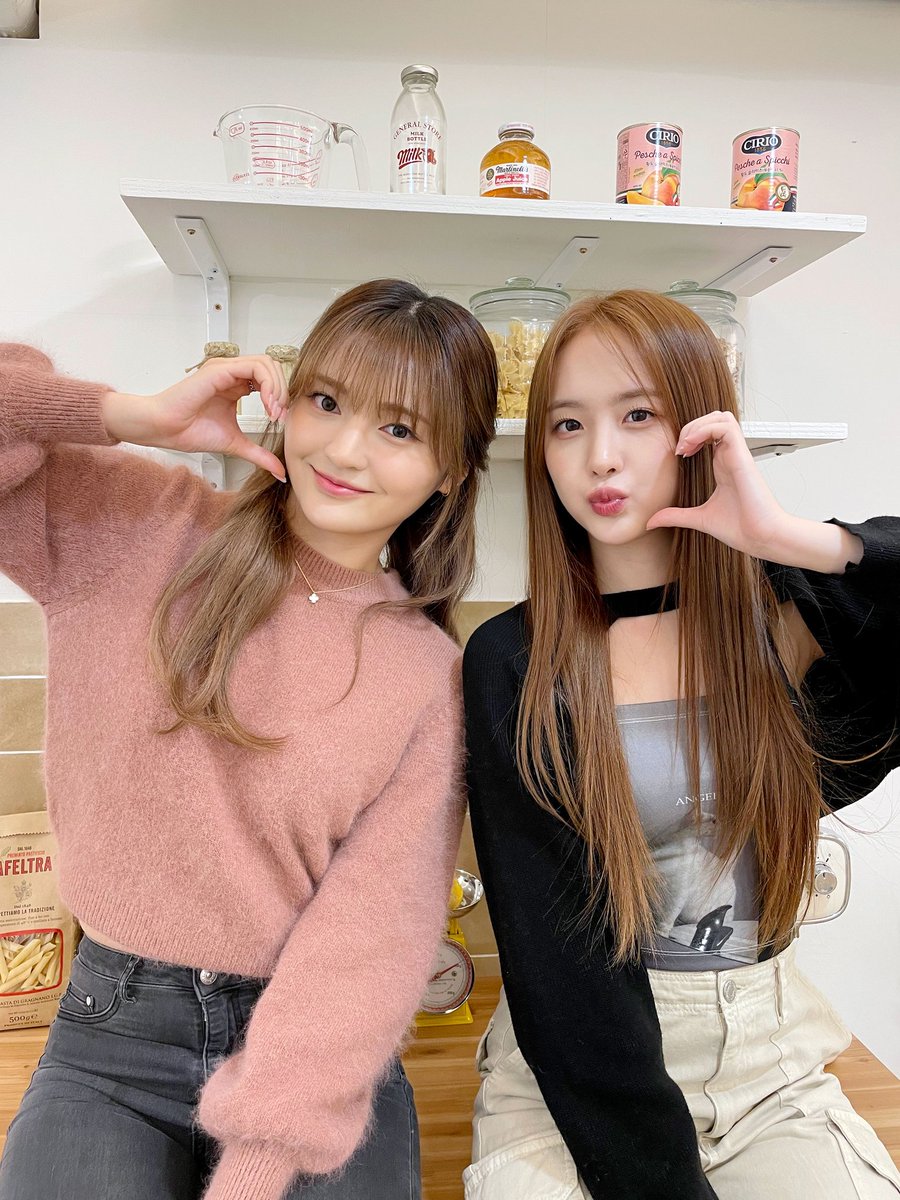 bugaboofeed's tweet photo. choyeon cyan ★ @bugAboo_offcl https://t.co/gjPWmZhQ1x